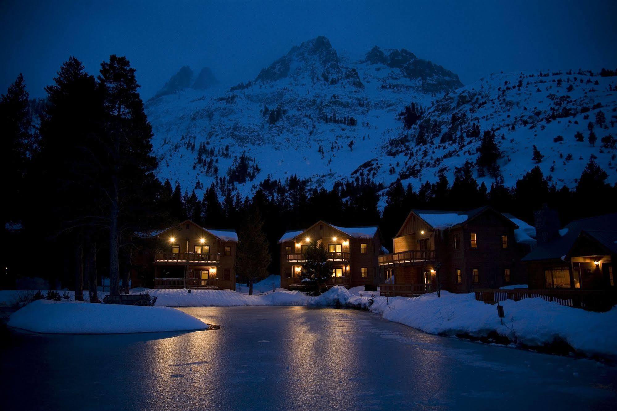 Double Eagle Resort And Spa June Lake Buitenkant foto
