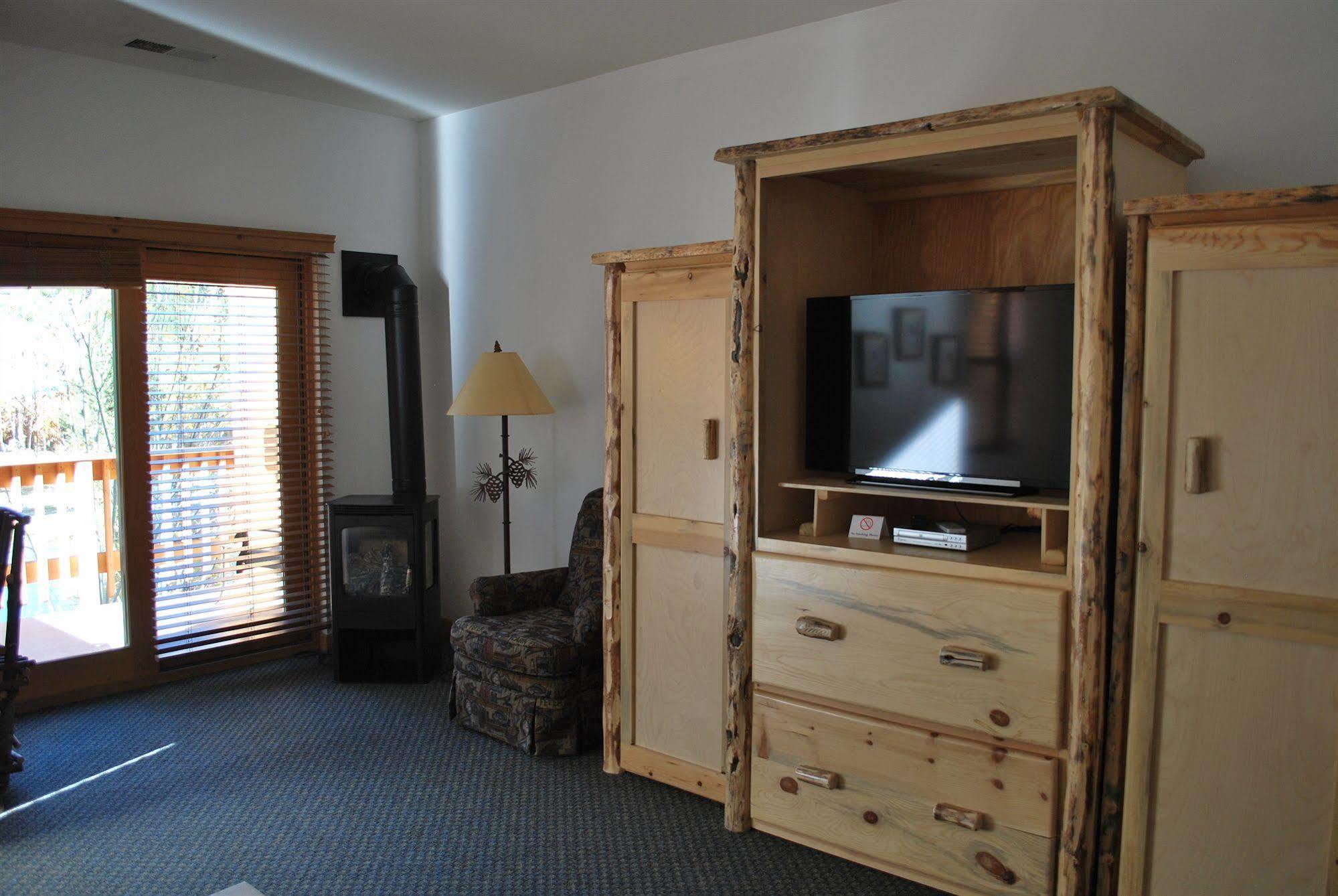Double Eagle Resort And Spa June Lake Buitenkant foto