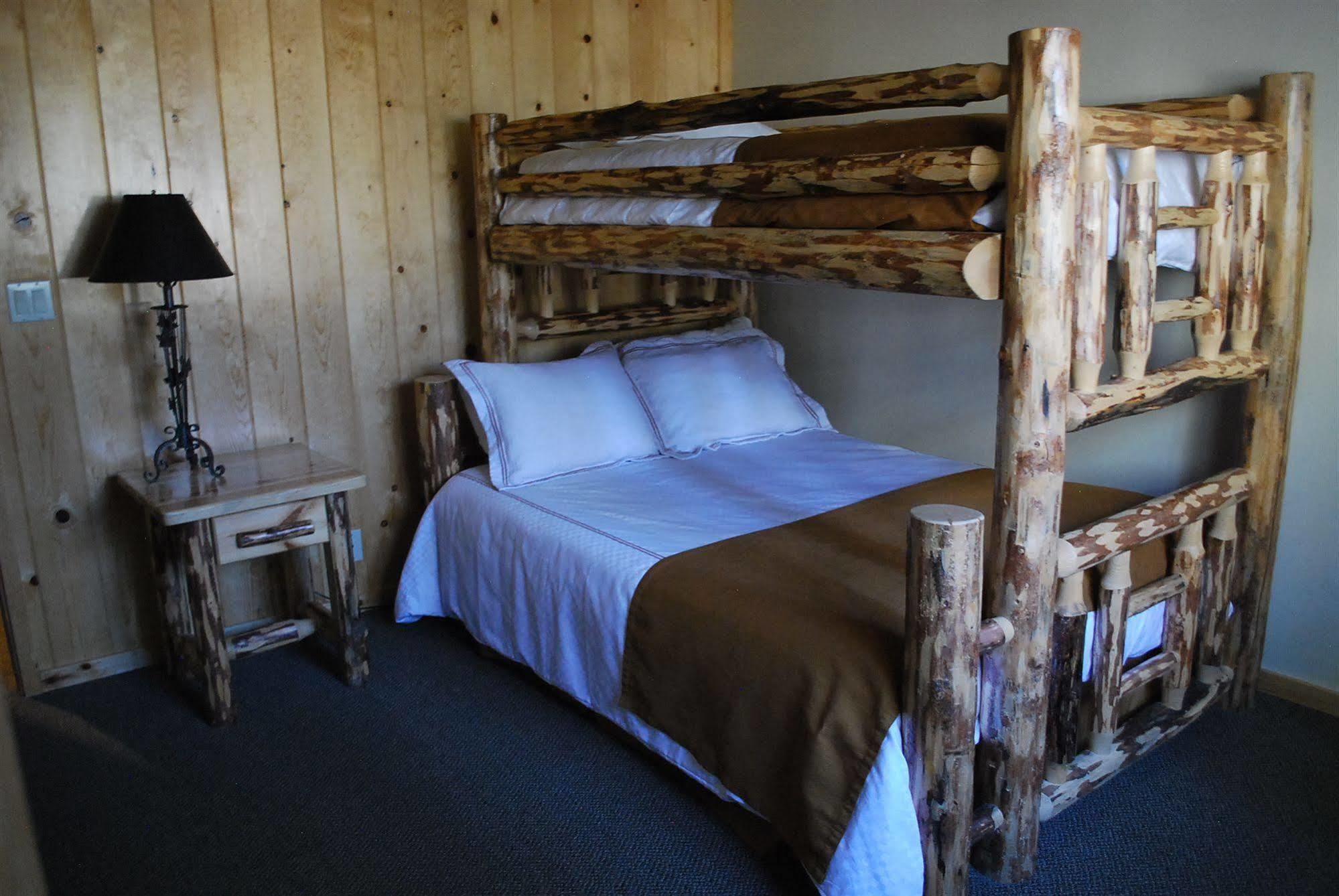 Double Eagle Resort And Spa June Lake Buitenkant foto