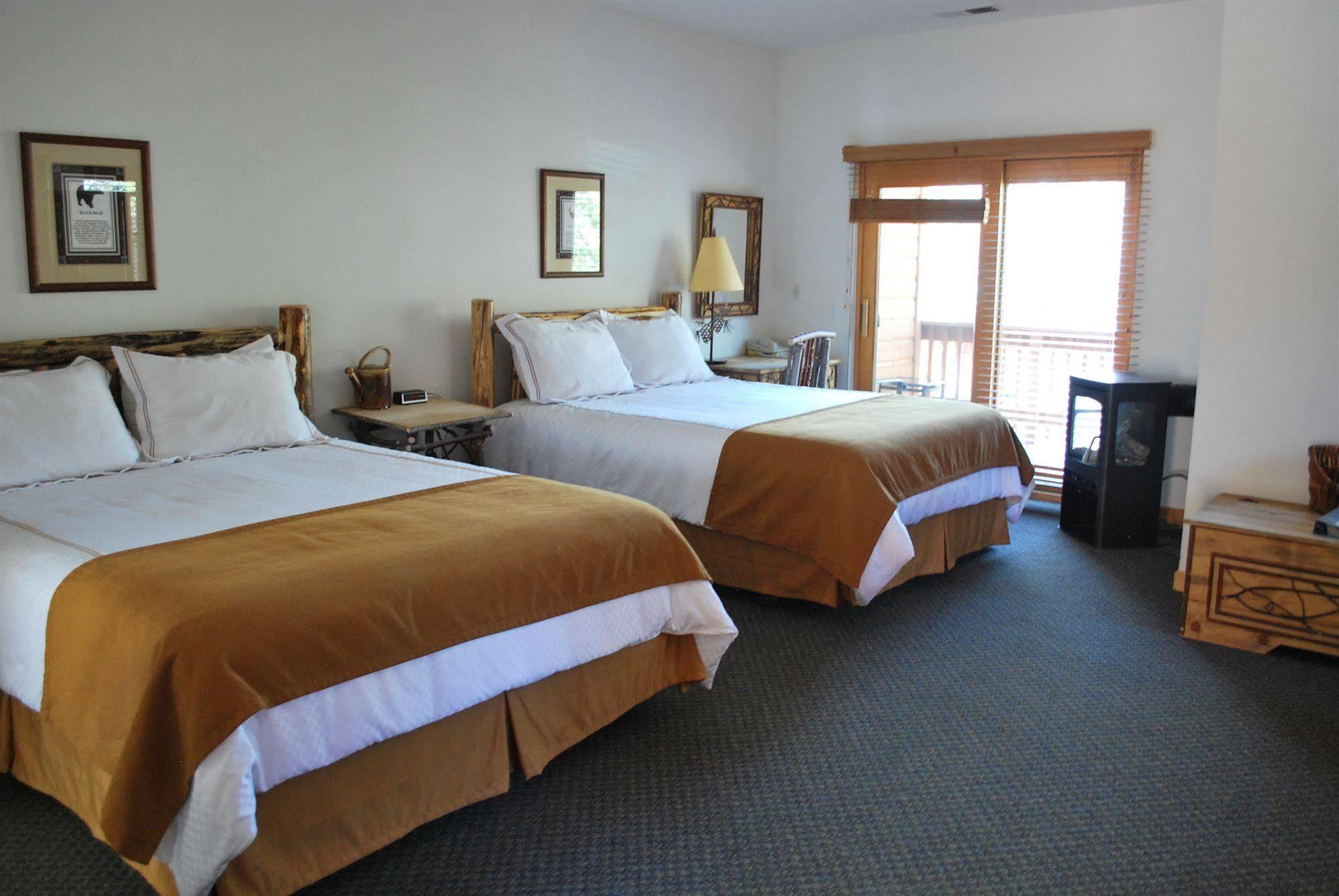 Double Eagle Resort And Spa June Lake Buitenkant foto